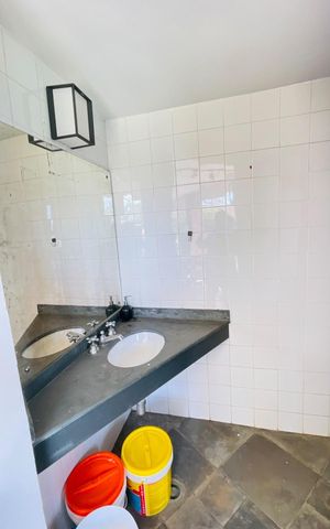 Casa de condomínio para alugar com 368m², 6 quartos e 4 vagas Casa de condomínio para alugar com 368m², 6 quartos e 4 vagasPia do lavabo