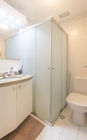 Apartamento para alugar com 105m², 3 quartos e 3 vagasBanheiro Corredor