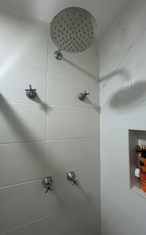 Apartamento à venda com 135m², 2 quartos e 1 vagaBanheiro da Suíte