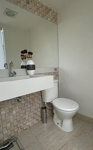 Apartamento à venda com 135m², 2 quartos e 1 vagaLavabo