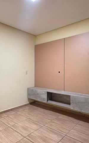 Casa para alugar com 85m², 2 quartos e 1 vagaSala