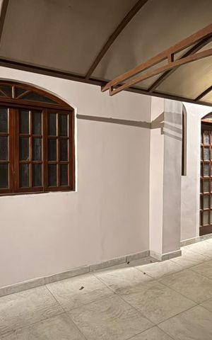 Casa para alugar com 85m², 2 quartos e 1 vagaÁrea externa