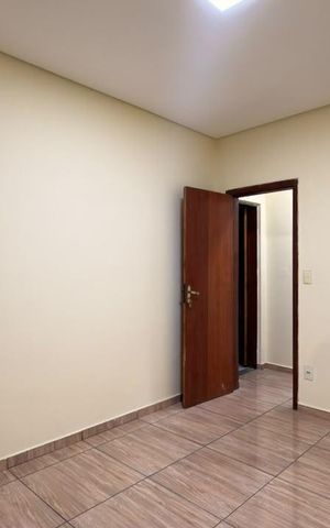 Casa para alugar com 85m², 2 quartos e 1 vagaQuarto