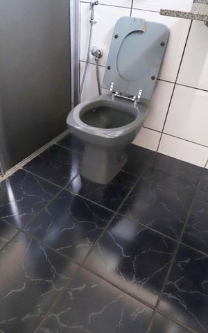 Casa para alugar com 180m², 4 quartos e 3 vagasBanheiro do Quarto 1