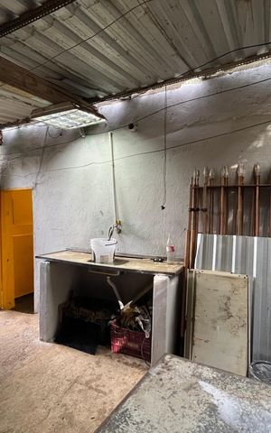Casa para alugar com 30m², 1 quarto e sem vaga Casa para alugar com 30m², 1 quarto e sem vagaFundos/Quintal