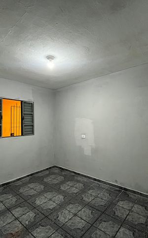 Casa para alugar com 30m², 1 quarto e sem vaga Casa para alugar com 30m², 1 quarto e sem vagaQuato