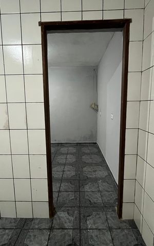 Casa para alugar com 30m², 1 quarto e sem vaga Casa para alugar com 30m², 1 quarto e sem vagaSala para Quarto