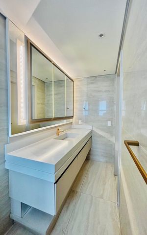 Apartamento à venda com 69m², 1 quarto e 2 vagas Apartamento à venda com 69m², 1 quarto e 2 vagasBanheiro da Suíte