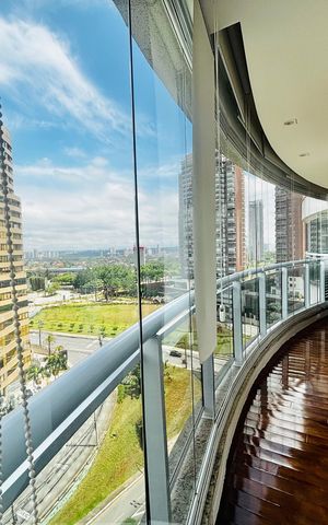 Apartamento à venda com 69m², 1 quarto e 2 vagas Apartamento à venda com 69m², 1 quarto e 2 vagasCorredor da suíte
