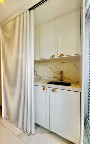 Apartamento à venda com 69m², 1 quarto e 2 vagas Apartamento à venda com 69m², 1 quarto e 2 vagasLavanderia