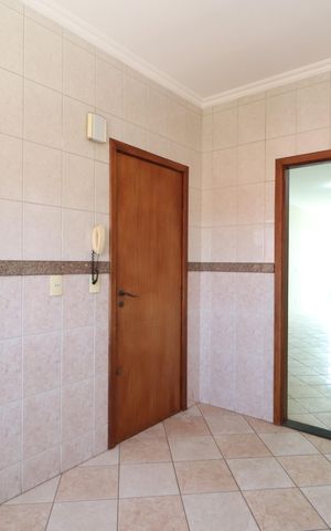 Apartamento para alugar com 100m², 3 quartos e 2 vagasCozinha