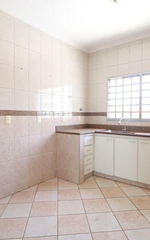 Apartamento para alugar com 100m², 3 quartos e 2 vagasCozinha