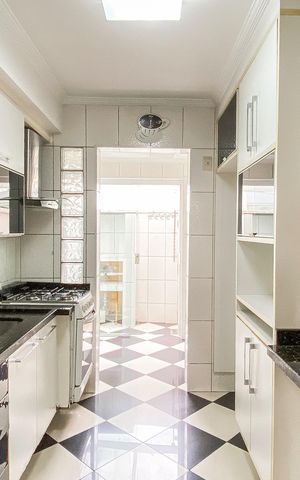 Casa de condomínio para alugar com 100m², 3 quartos e 2 vagas Casa de condomínio para alugar com 100m², 3 quartos e 2 vagasCozinha