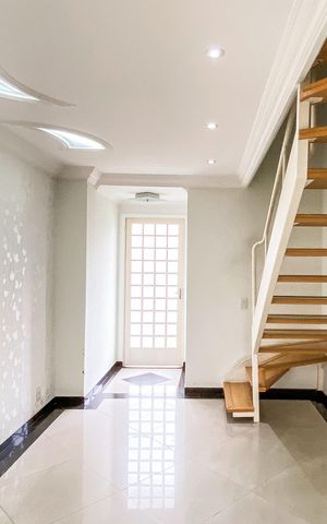 Casa de condomínio para alugar com 100m², 3 quartos e 2 vagas Casa de condomínio para alugar com 100m², 3 quartos e 2 vagasSala