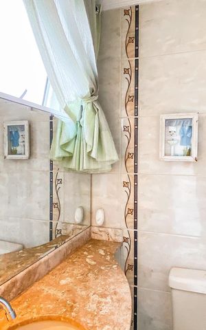 Casa de condomínio para alugar com 100m², 3 quartos e 2 vagas Casa de condomínio para alugar com 100m², 3 quartos e 2 vagasLavabo