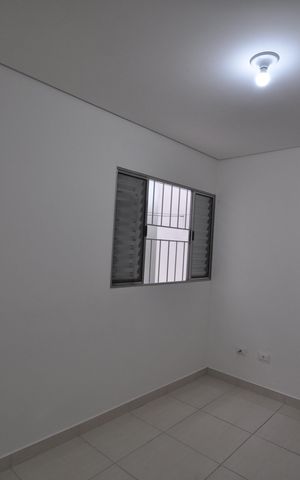 Casa para alugar com 33m², 1 quarto e sem vagaQuarto