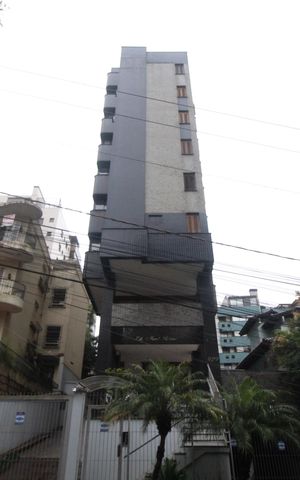 Apartamento para alugar com 100m², 2 quartos e 1 vagaFachada