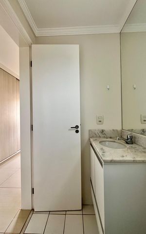 Apartamento para alugar com 76m², 3 quartos e 2 vagas Apartamento para alugar com 76m², 3 quartos e 2 vagasBanheiro da Suíte