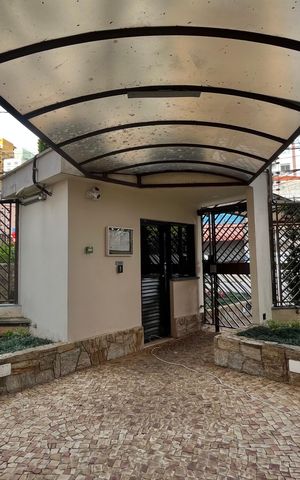 Apartamento para alugar com 58m², 2 quartos e 1 vagaHall de entrada