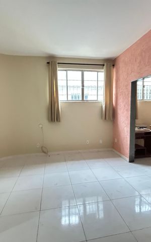 Casa para alugar com 150m², 3 quartos e 2 vagasSala 1