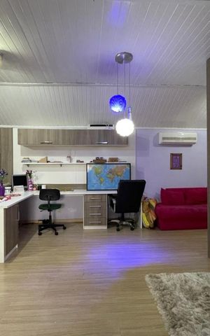 Casa à venda com 125m², 3 quartos e 2 vagas