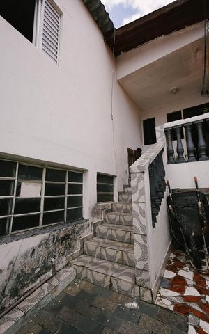 Casa à venda com 180m², 2 quartos e 1 vaga Casa à venda com 180m², 2 quartos e 1 vagaÁrea externa