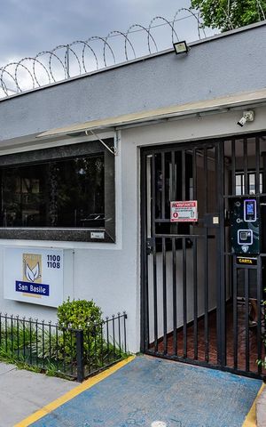 Apartamento para alugar com 44m², 2 quartos e 1 vaga Apartamento para alugar com 44m², 2 quartos e 1 vagaFachada