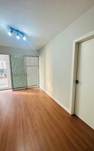 Apartamento à venda com 64m², 2 quartos e 1 vaga Apartamento à venda com 64m², 2 quartos e 1 vagaSala