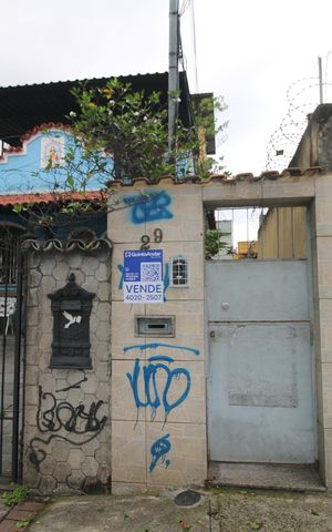 Casa à venda com 63m², 2 quartos e sem vagaFachada