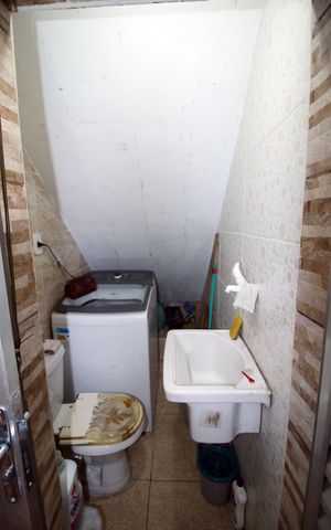 Casa à venda com 63m², 2 quartos e sem vagaÁrea de Serviço