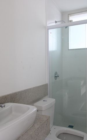 Casa de condomínio para alugar com 127m², 3 quartos e 2 vagasBanheiro social