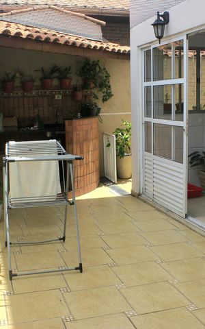 Casa à venda com 150m², 3 quartos e 2 vagasQuintal