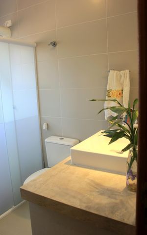 Casa à venda com 150m², 3 quartos e 2 vagasBanheiro social