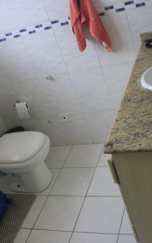 Casa à venda com 150m², 3 quartos e 2 vagasBanheiro da suíte