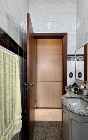 Casa para alugar com 500m², 3 quartos e 8 vagas Casa para alugar com 500m², 3 quartos e 8 vagasBanheiro Suíte 1