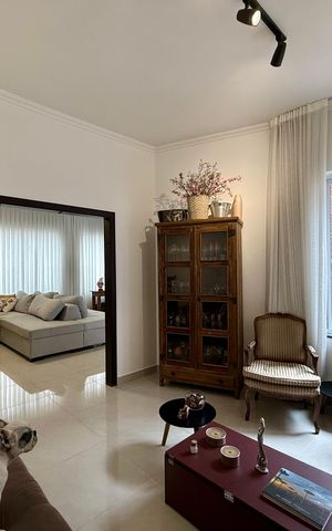 Casa para alugar com 500m², 3 quartos e 8 vagas Casa para alugar com 500m², 3 quartos e 8 vagasSala