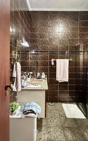 Casa para alugar com 500m², 3 quartos e 8 vagas Casa para alugar com 500m², 3 quartos e 8 vagasBanheiro Suíte 3