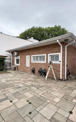 Casa para alugar com 500m², 3 quartos e 8 vagas Casa para alugar com 500m², 3 quartos e 8 vagasQuintal