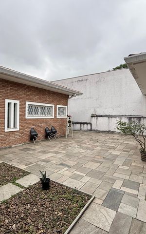 Casa para alugar com 500m², 3 quartos e 8 vagas Casa para alugar com 500m², 3 quartos e 8 vagasQuintal