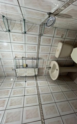 Casa para alugar com 65m², 1 quarto e sem vaga Casa para alugar com 65m², 1 quarto e sem vagaBanheiro