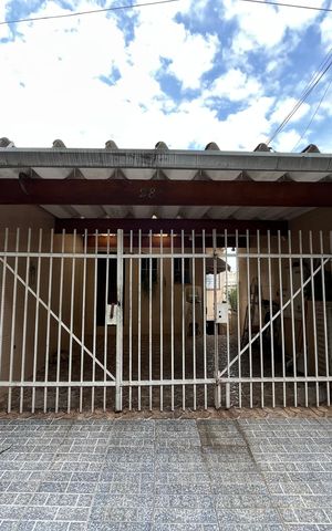 Casa para alugar com 65m², 1 quarto e sem vaga Casa para alugar com 65m², 1 quarto e sem vagaFachada