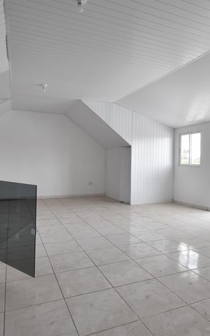 Casa à venda com 191m², 4 quartos e 6 vagasÁtico