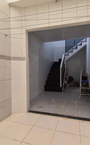 Casa à venda com 191m², 4 quartos e 6 vagasÁrea de Serviço