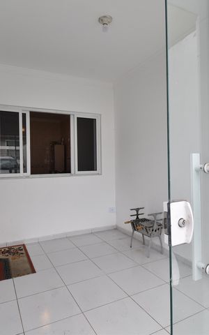 Casa à venda com 191m², 4 quartos e 6 vagasVaranda
