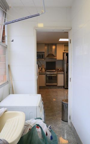 Apartamento para alugar com 138m², 4 quartos e 2 vagasÁrea de Serviço