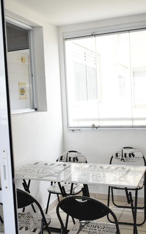 Apartamento para alugar com 104m², 2 quartos e 2 vagasCopa