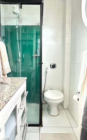 Apartamento para alugar com 80m², 2 quartos e 1 vagaBanheiro suíte 