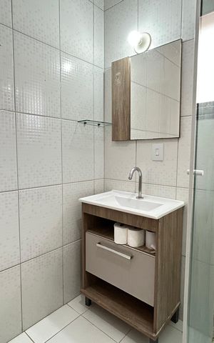 Casa para alugar com 100m², 2 quartos e 1 vaga Casa para alugar com 100m², 2 quartos e 1 vagaBanheiro