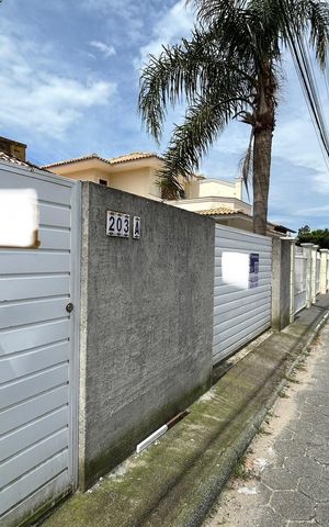 Casa para alugar com 100m², 2 quartos e 1 vaga Casa para alugar com 100m², 2 quartos e 1 vagaFachada