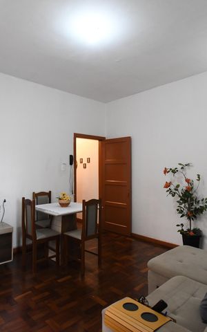 Apartamento à venda com 75m², 2 quartos e sem vagaSala